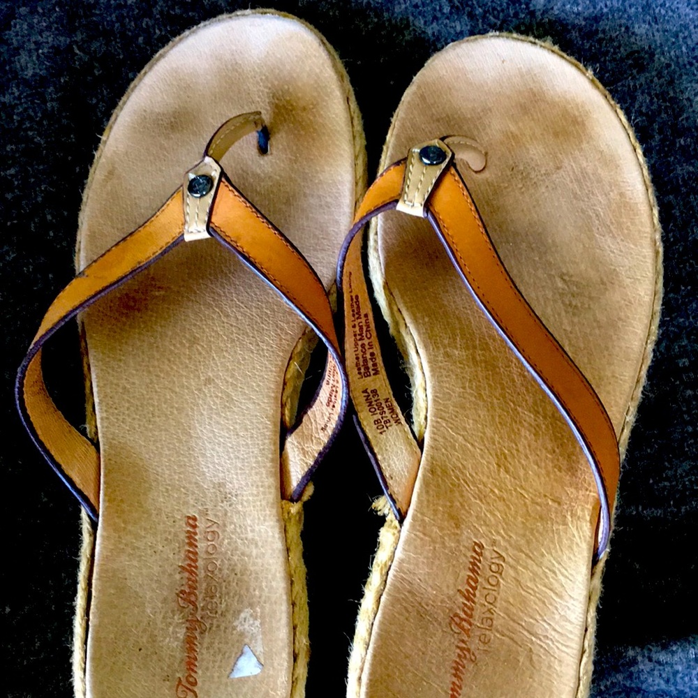 Tommy Bahama flip-flops used in decent condition I still have life left